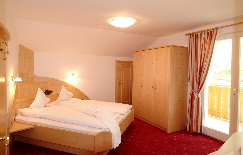 Appartements Verdinserhoehe Schenna Bilik gambar